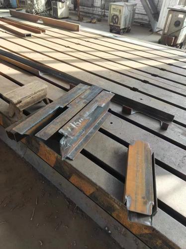 Project design and manufacture of plastic moulds and metal dies